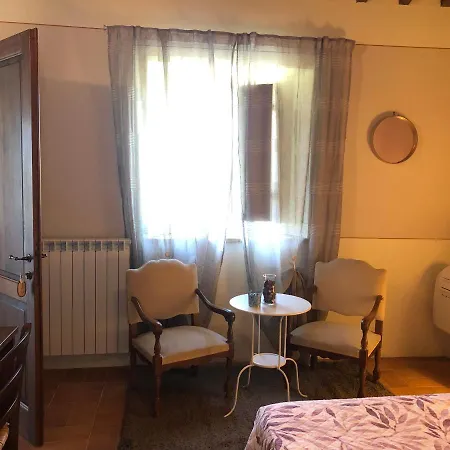 Vendégház La Rugantina 4*