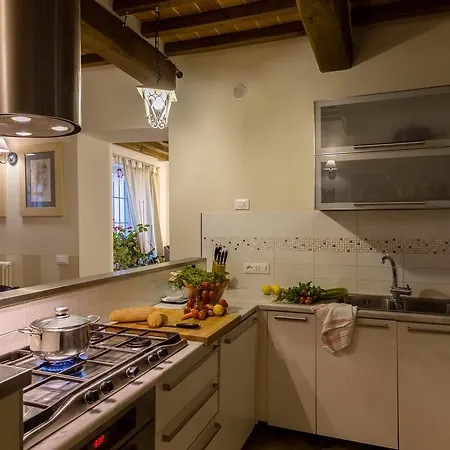 Vendégház La Rugantina Cortona