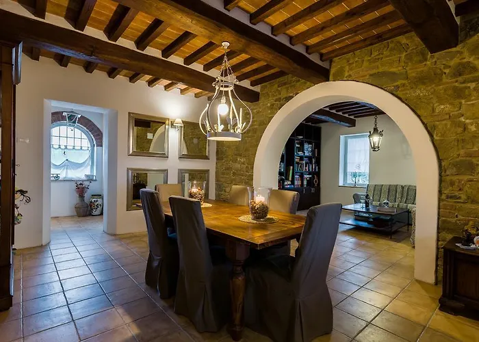 La Rugantina 4* كورتونا